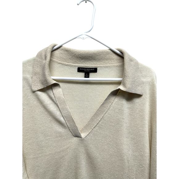 Banana Republic Cream Sweater - Picture 4 of 9